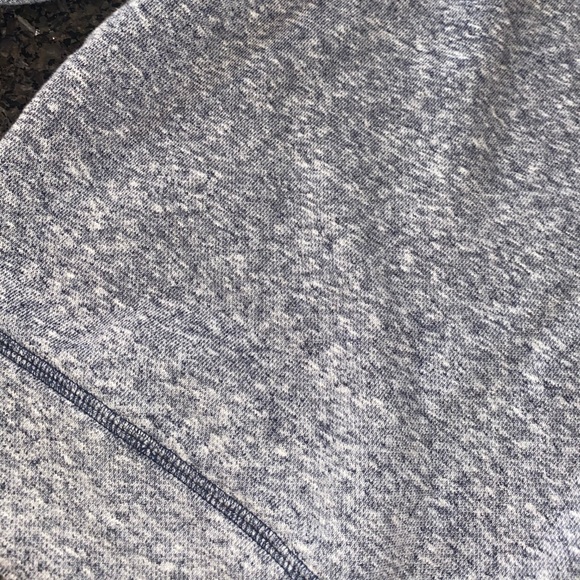 Forever 21~ Cropped Sweater💙 - Picture 4 of 4